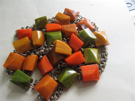 Vintage Multi Colored Bakelite Necklace 