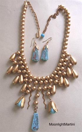 Vintage Egyptian Revival Necklace Set Glass Cleopatra 