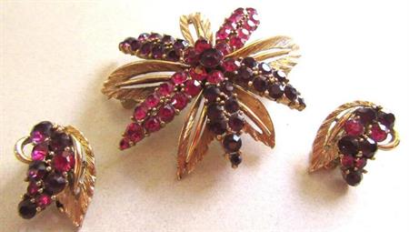 Vintage Rhinestone Pin Set Purple Pink 