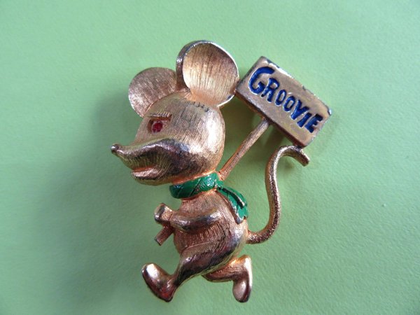 Vintage Anthropomorphic Mouse Pin Signed JJ 
