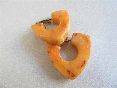 Bakelite  Earrings Caramel  Vintage Jewelry 