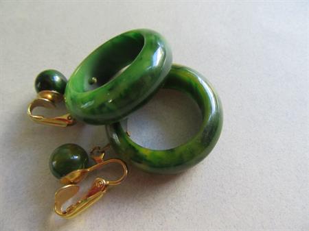 Green Bakelite Hoop Earrings Vintage Jewelry 