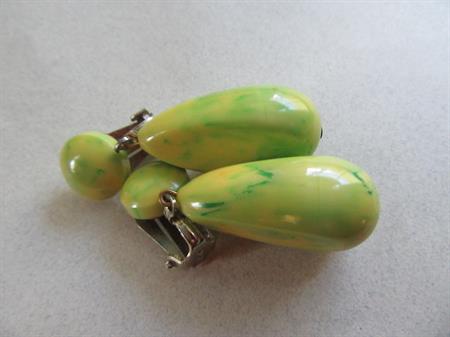 Bakelite Earrings Chunky Green Apple Vintage Jewelry 