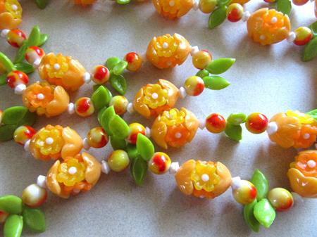 Vintage 1960's Orange Flower Necklace Blossoms Fruit Salad Beads hippie flower power summer spring costume jewelry Hippie Mod