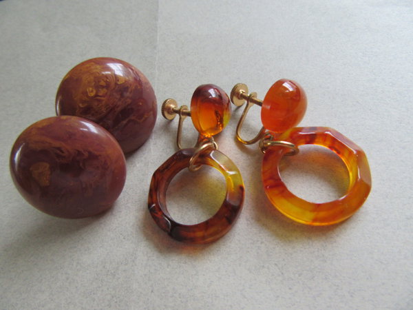 Bakelite Earrings Two Pairs Vintage Jewelry 