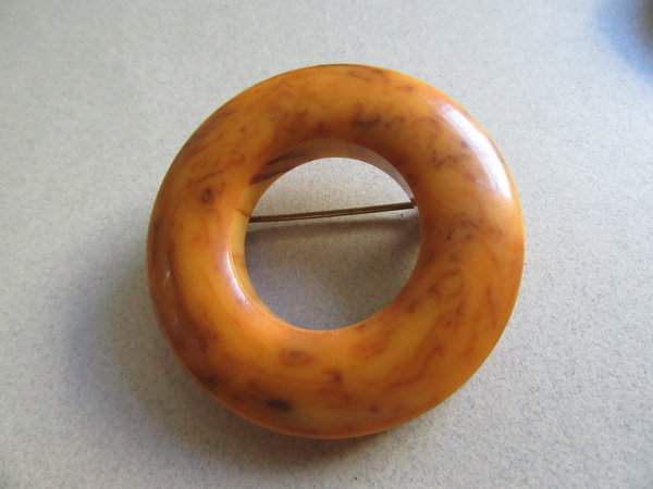 Bakelite Pin Peanut Butter Swirl Vintage Jewelry