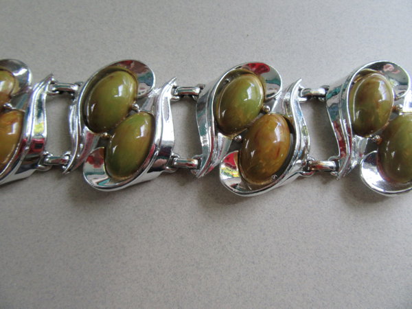 Vintage Bakelite Bracelet Signed Charel Olive Green
