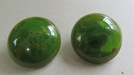 Bakelite Green Prystal Earrings Clip On Gorgeous Swirls! Vintage Costume Jewelry