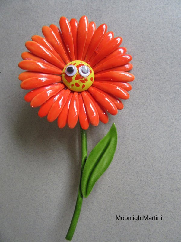 Mod Metal Flower Pin Google Eyes Vintage Jewelry