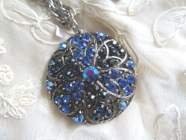 Lisner Blue Rhinestone Pendant Necklace Vintage Jewelry