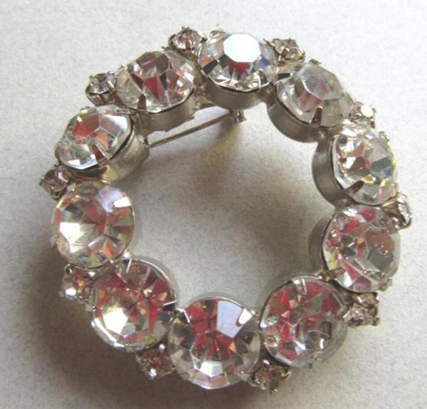 Vintage Rhinestone Pin