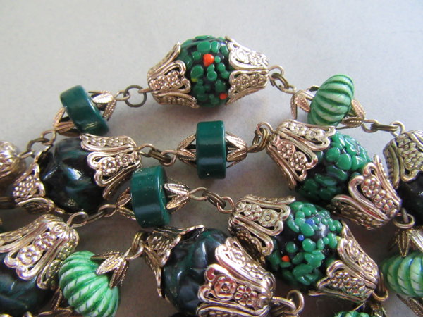 Vintage Green Coralene? Art Glass Necklace Set Japan