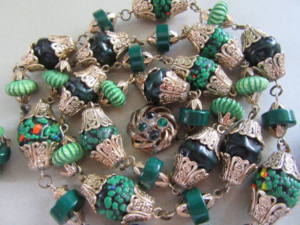 Vintage Green Coralene? Art Glass Necklace Set Japan