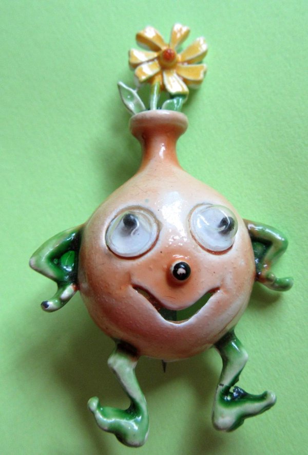 Vintage Anthropomorphic Flower Vase Pin Google Eyes Signed JJ 
