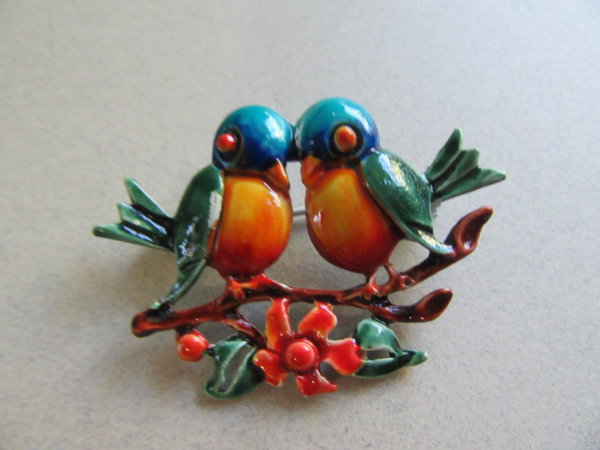 Vintage Anthropomorphic Birds Pin Fred Gray? 