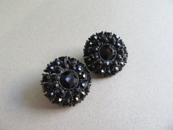 Vintage Weiss Black Rhinestone Earrings Signed Jewelry
