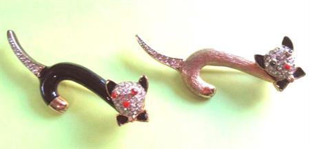 Vintage Cat  Pins Set Signed Craft 