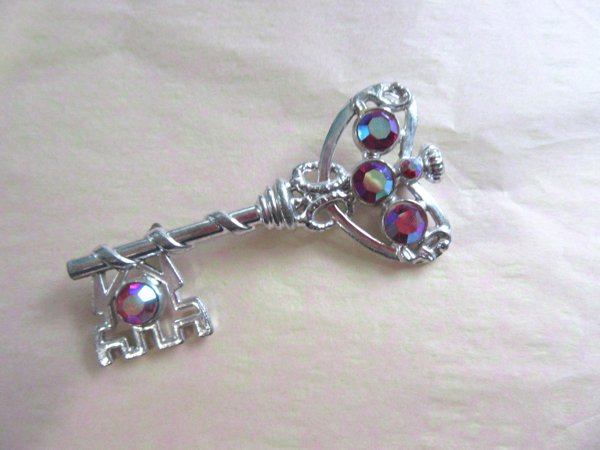Red Rhinestone Key Pin Real Estate Agent  Vintage Jewelry 