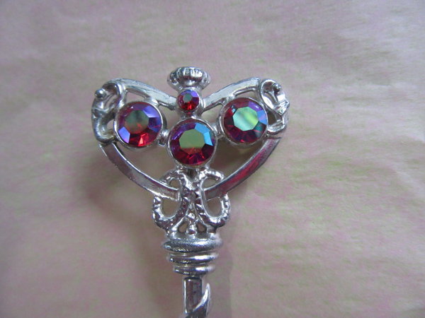 Red Rhinestone Key Pin Real Estate Agent  Vintage Jewelry 