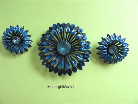 Mod Flower Pin and Earrings Set Blue Rhinestone 1960's Accessories Vintage Costume Jewelry