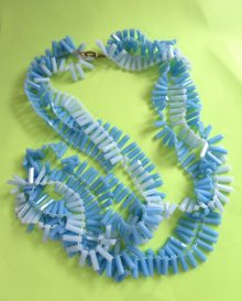 1960's Mod Blue Shimmy Necklace Vintage  Jewelry
