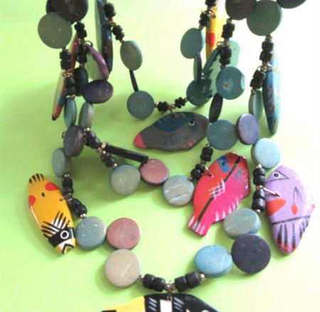 1980s  Tropical Fish Necklace Vintage Jewelry 
