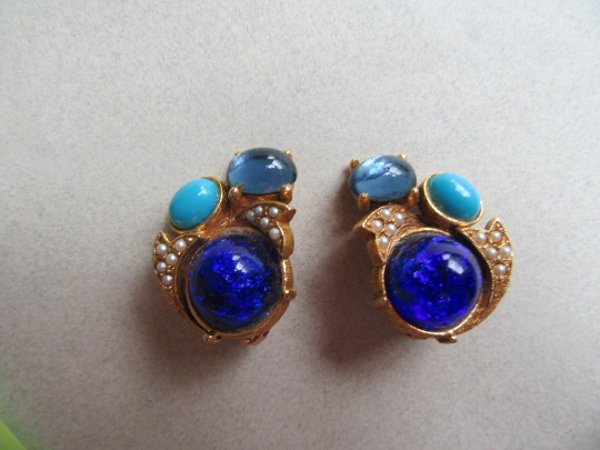 ART Blue Glass Earrings Signed Vintage Jewelry