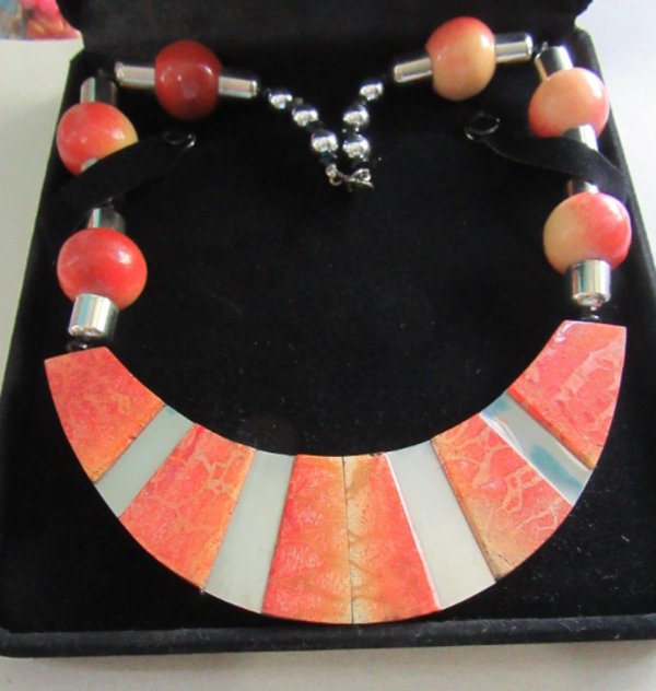 Genuine Apple Sponge Coral Inlay Cleopatra Bib Necklace Costume Jewelry Beach 