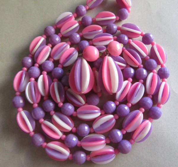 Mod 1960's Necklace Set Hong Kong Vintage Jewelry