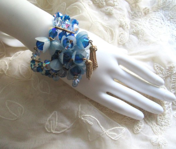 Vintage Hobe Wire Bracelet Blue Crystals RARE Unsigned Jewelry