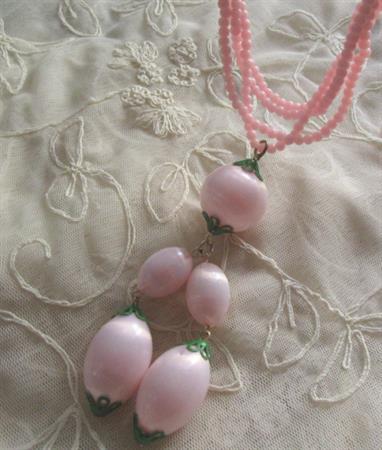 Mod 1960's Pink Necklace Set Japan Vintage Jewelry