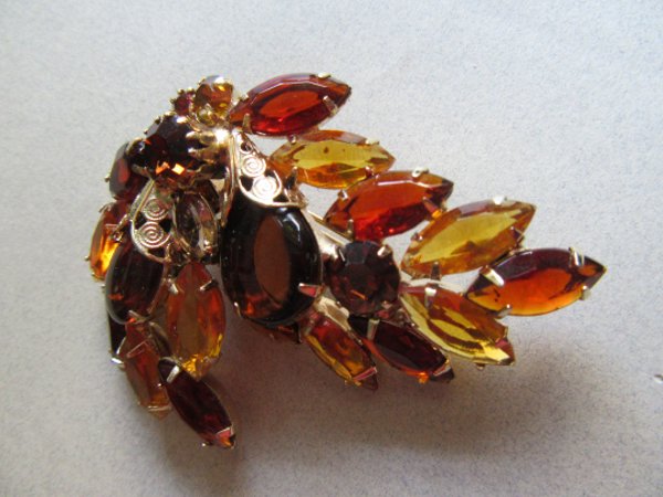 Juliana Rhinestone Pin Vintage Jewelry