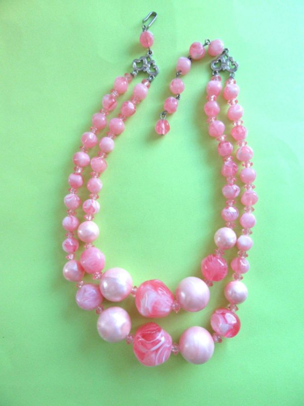 1950's Pink Lucite Necklace Beads Vintage Jewelry 