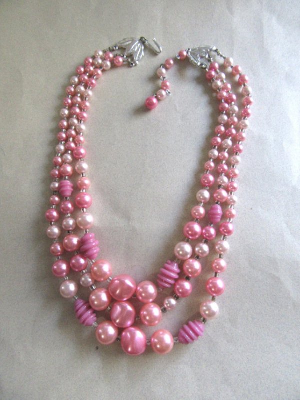 1950's Pink Art Glass Necklace Japan Vintage Jewelry 