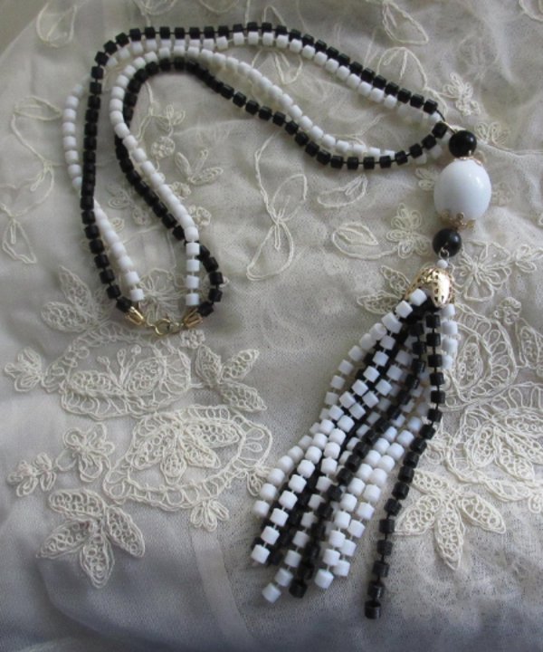 1960's Mod Tassel  Necklace Black White Vintage Jewelry