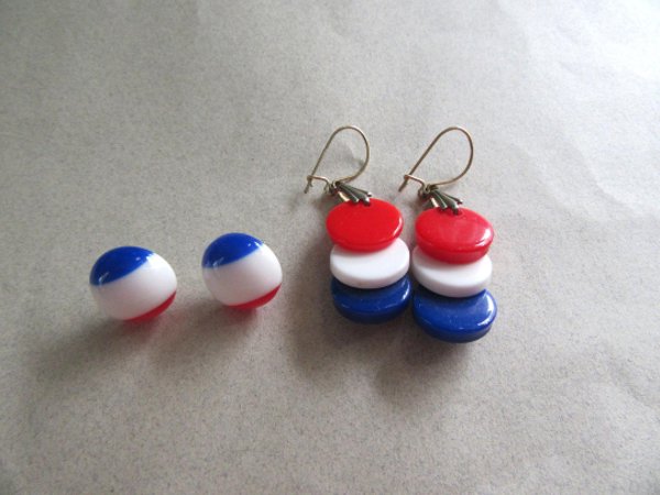 Mod 1960's Lucite Earrings Vintage Jewelry 