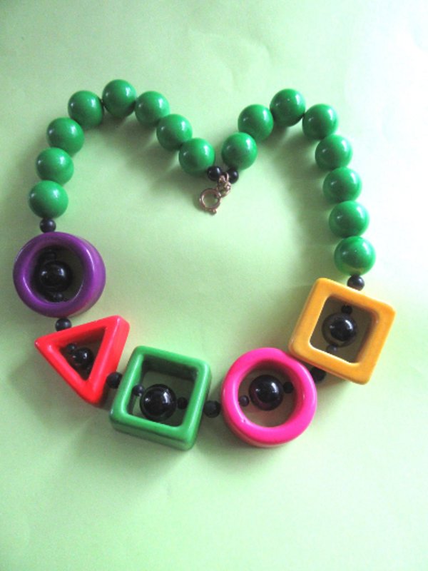 1980's Rainbow Lucite Necklace '80's Accessories Vintage Jewelry 