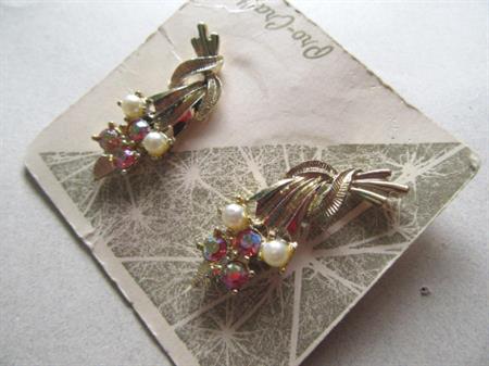 1950's Mid Century Pink Rhinestone Earrings Pro-Craft on Original Card Clip Ons MCM Vintage Costume Jewelry 