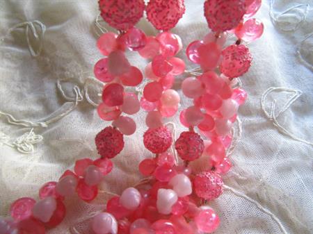 Mod 1960's Pink Shell Necklace Set Hong Kong Never Worn Vintage  Jewelry