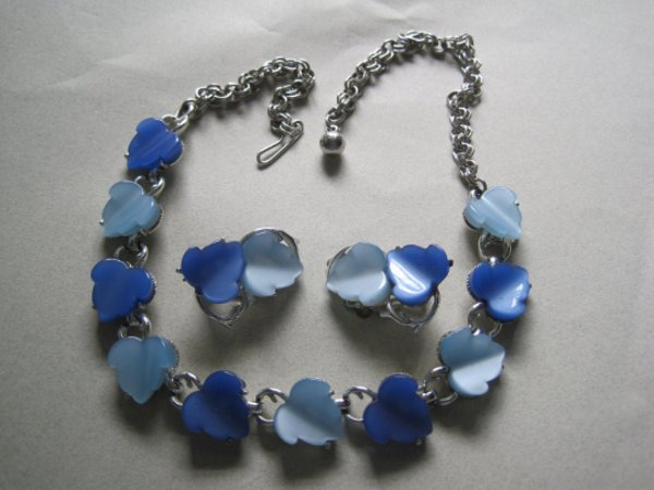  1950's Blue Lucite Choker Necklace Set Vintage Jewelry