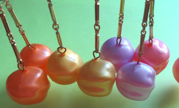Mod 1960's Ball Earrings our Choice Vintage Jewelry