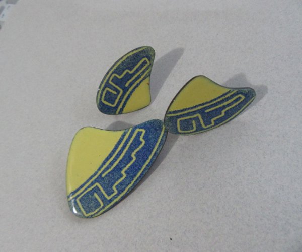 Vintage Mid Century Enameled Copper Pin Set 