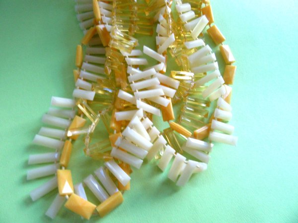 1960s Mod Shimmy Necklace Vintage Jewelry 