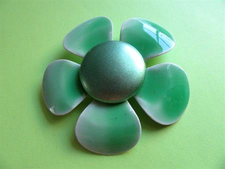 Mod 1960's Green Metal Flower Pin Vintage Costume Jewelry Twiggy Go Go