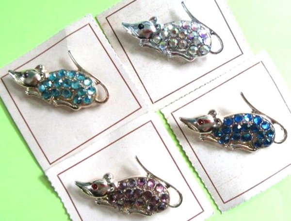 Rhinestone Rat Pin Color Choice Never Worn Vintage Jewelry 