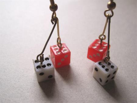  Lucky 777 Dice Casino Earrings Las Vegas Vintage Jewelry