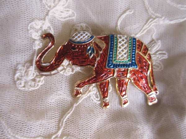 Vintage Joseph Warner Elephant  Pin Unworn Signed Jewelry Figural