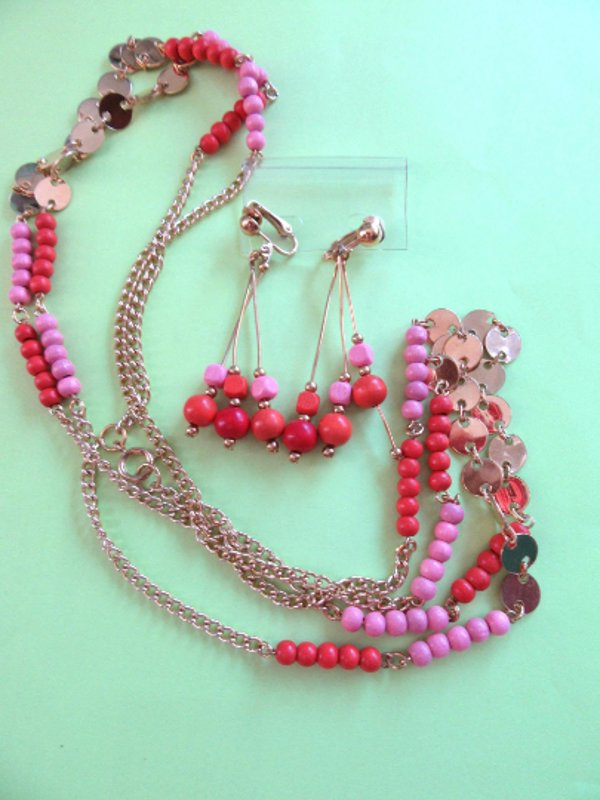 Vintage Mod 1960's Necklace Earrings Set  