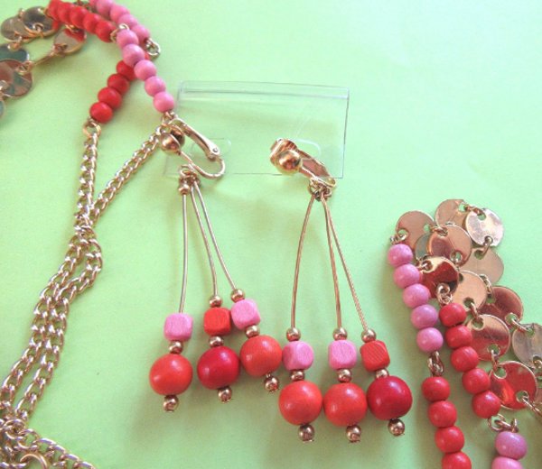 Vintage Mod 1960's Necklace Earrings Set  