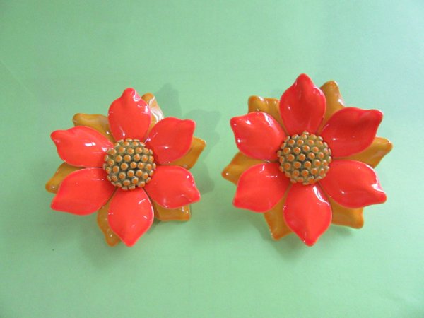  Vintage Mod Flower Shoe Clips 1960's  Accessories 